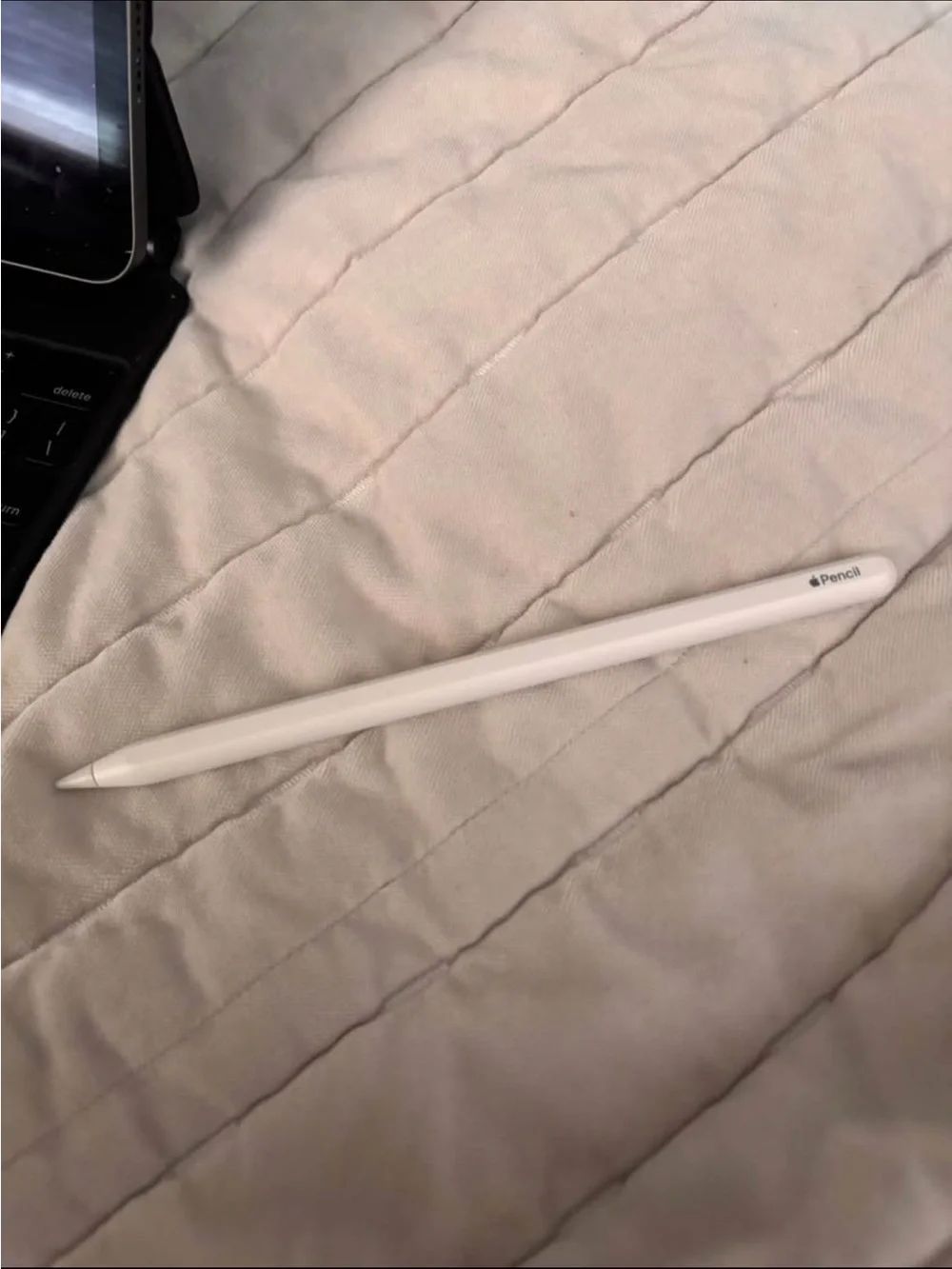 IPad Pro (11inch) (3rd generation) with Magic Keyboard, Apple Pencil, and charge